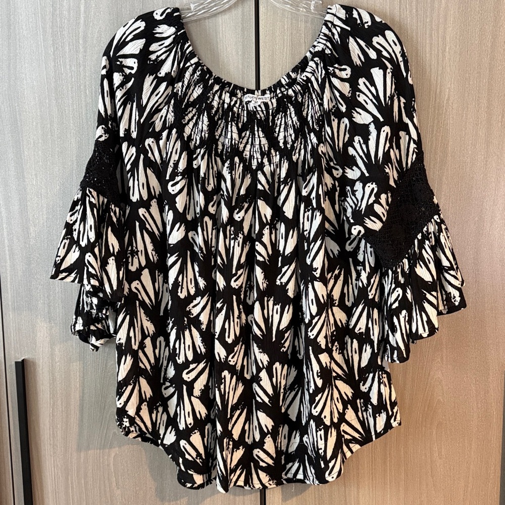Studio West Monochrome Abstract Blouse
